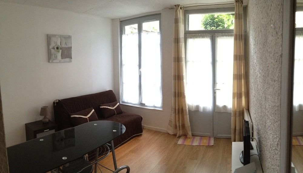 Bien Etre Immo Apartment Poitiers Exterior foto